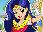 DC Superhero Girls: Wonder Woman Dress Up